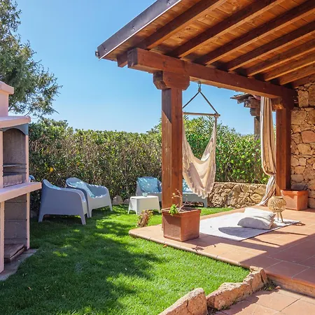 Semesterbostad Caterina Con Depandance Punta Molara