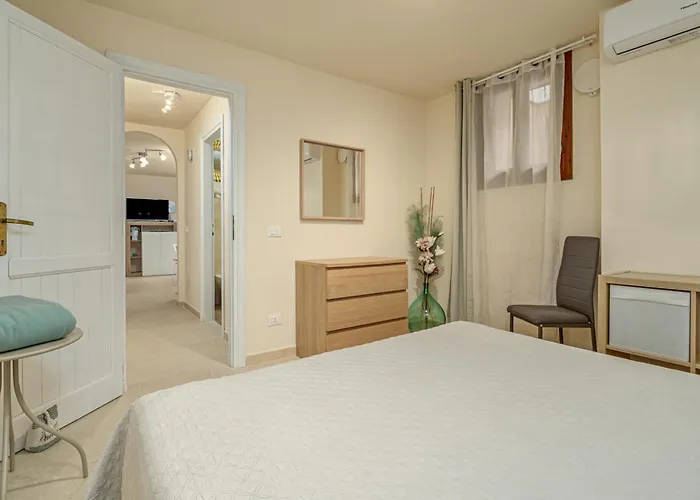 Holiday home Caterina Con Depandance Punta Molara