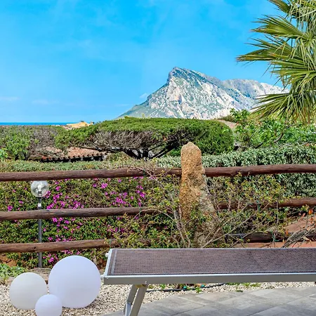 Caterina Con Depandance * Punta Molara