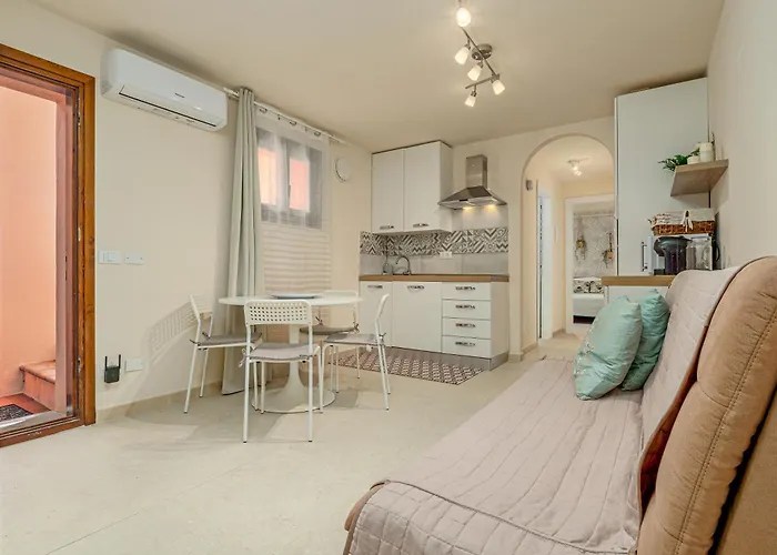 Caterina Con Depandance Holiday home Punta Molara