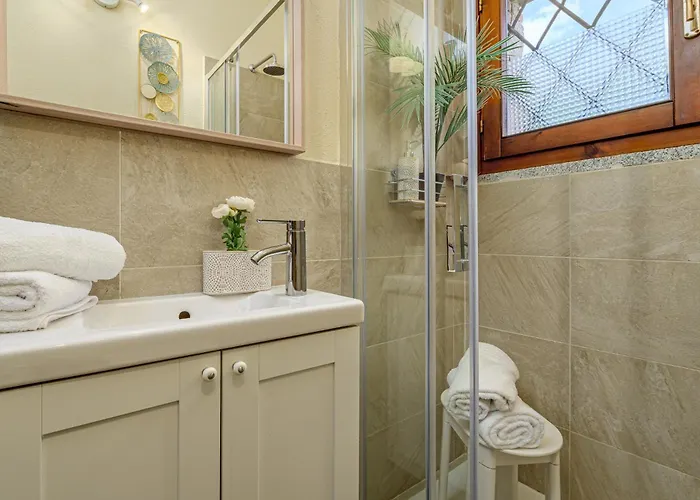 Caterina Con Depandance Holiday home